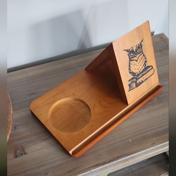 📚 Wooden Book Stand with Glass Holder – Owl Design, NEW, Reader’s Décor - Picture 7 of 16